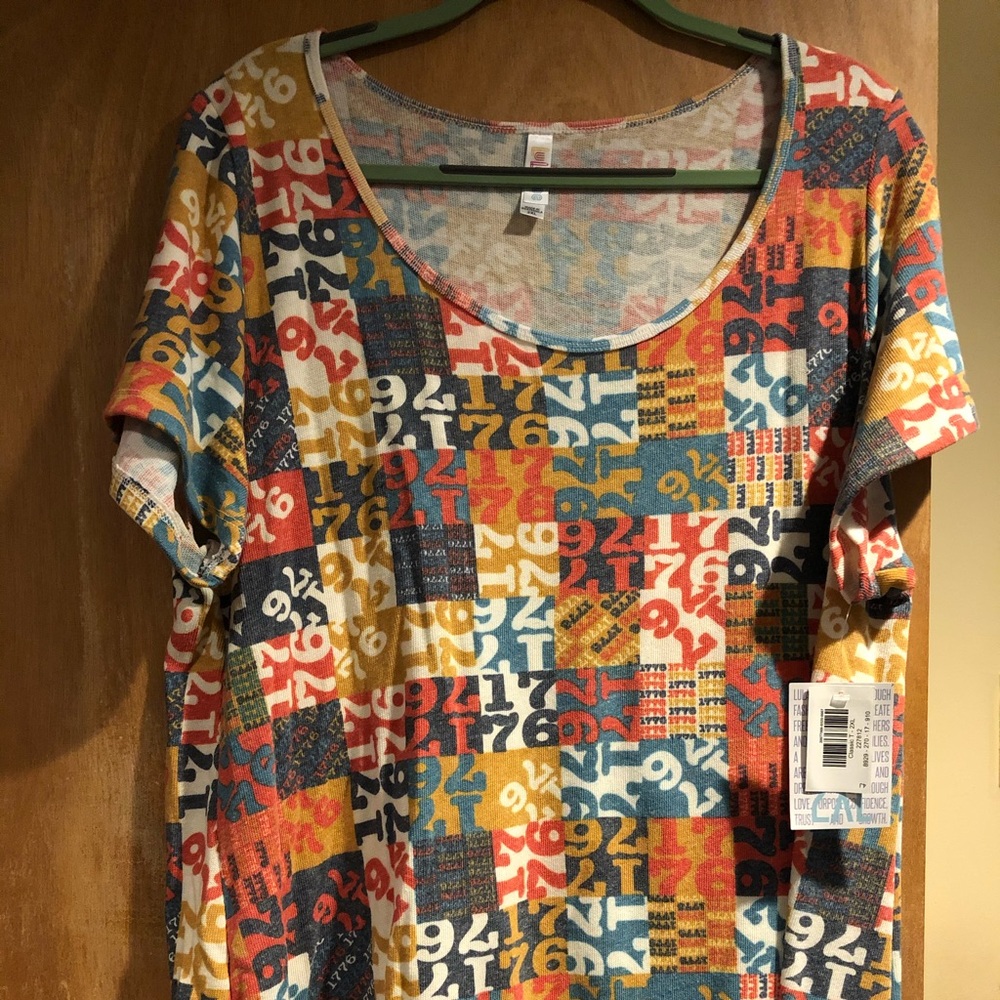 Lularoe Classic T (NWT) - 2XL